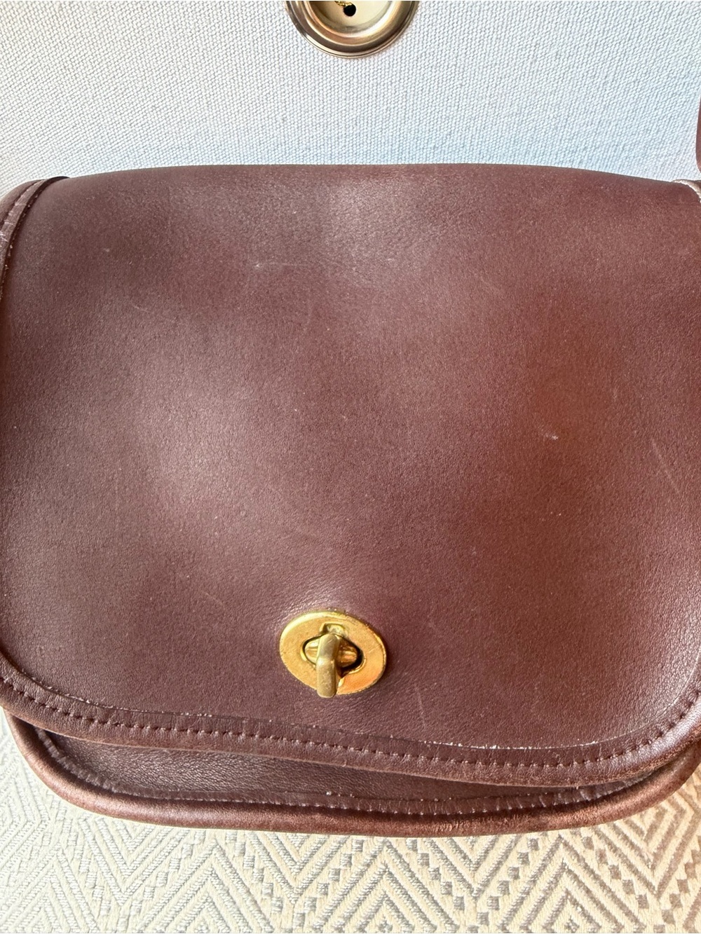 Coach Classic Brown Leather Vintage  Crossbody Legacy Trail Bag - Picture 2 of 12